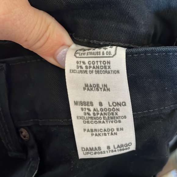 EUC Levi signature at waist Black bootcut jeans - Picture 7 of 7